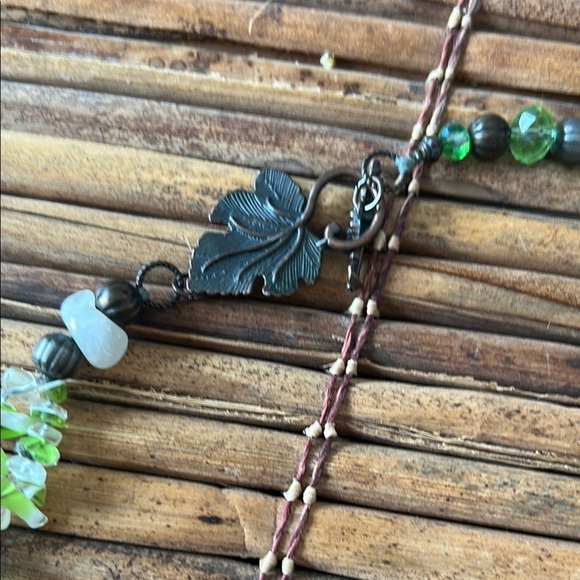 Artisanal Green and Silver Necklace with Ornate Pendant - Picture 6 of 13